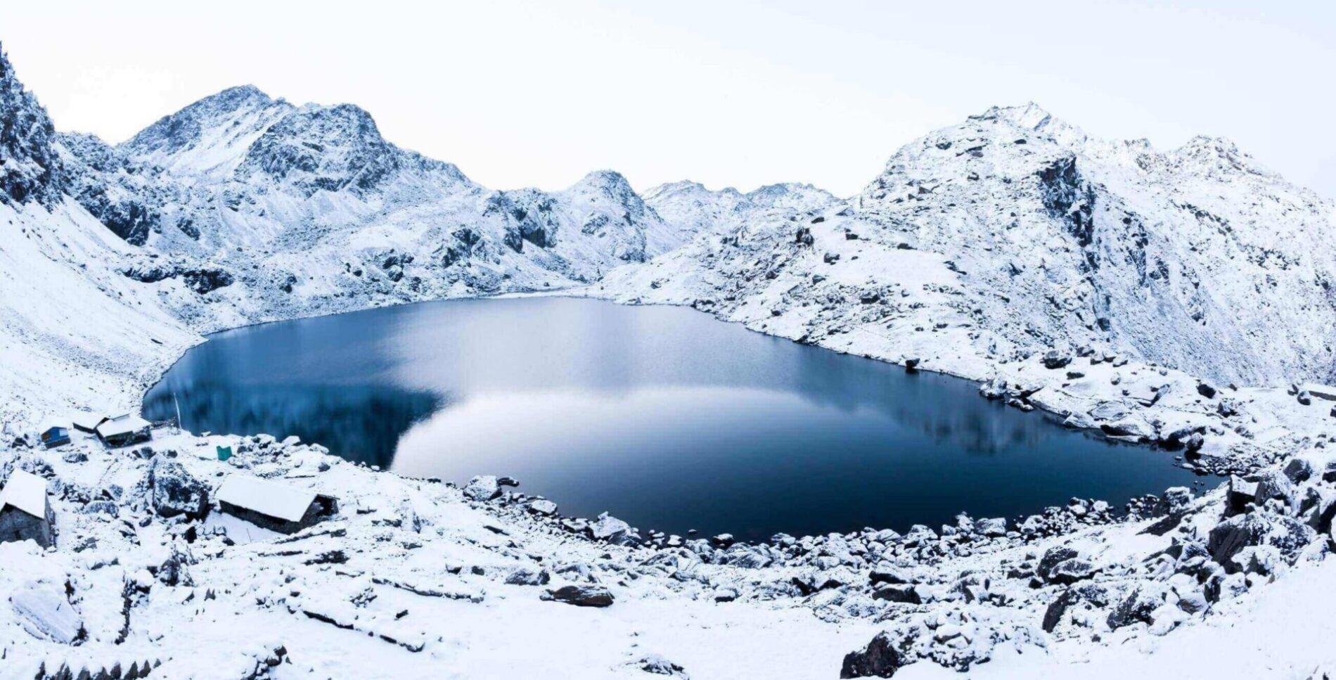 Gosaikunda lake nepal